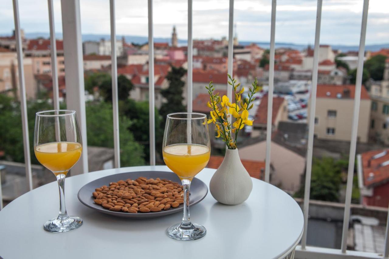 Luxury Apartment Ivari สปลิท ภายนอก รูปภาพ