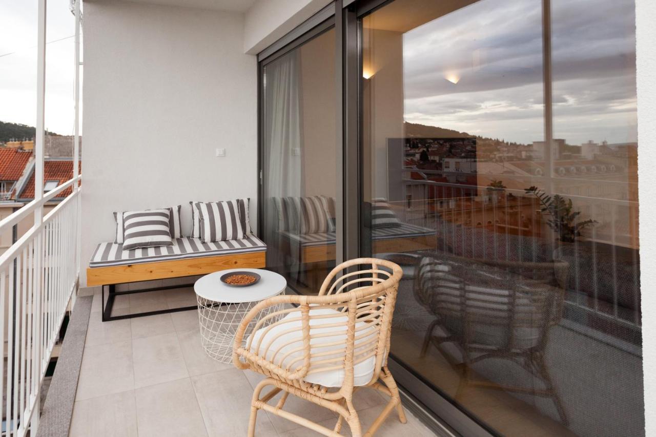 Luxury Apartment Ivari สปลิท ภายนอก รูปภาพ
