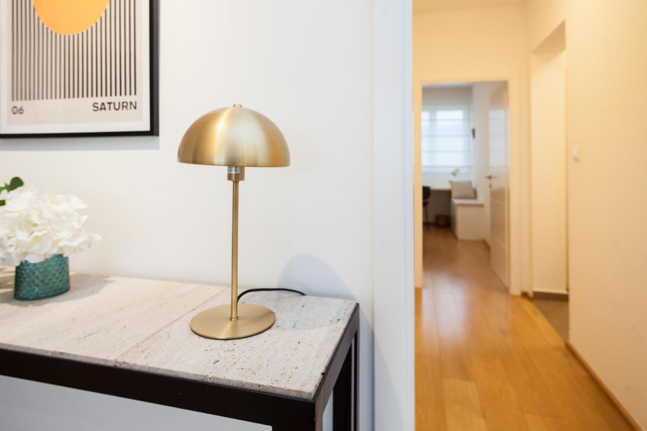 Luxury Apartment Ivari สปลิท ภายนอก รูปภาพ