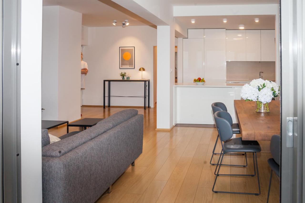 Luxury Apartment Ivari สปลิท ภายนอก รูปภาพ